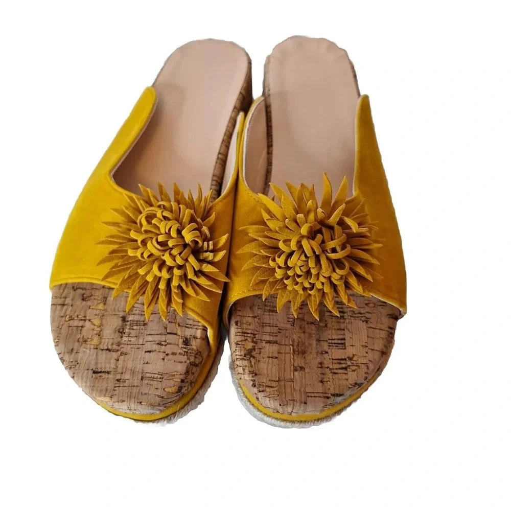 Womens Boutique Unbranded Slip On Espadrilles 42‎ US 11 Mustard Fringe Flower
